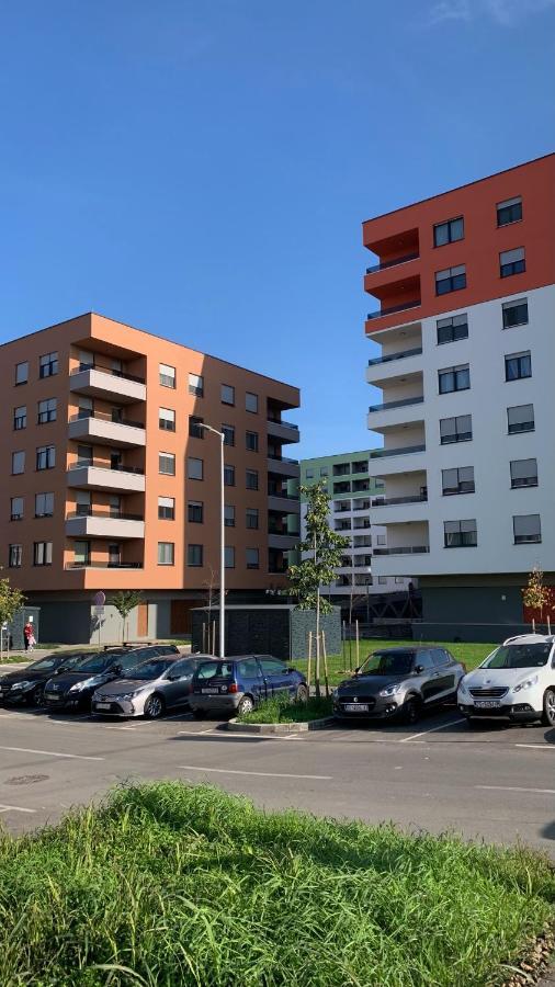 Zagreb Nightlight Apartamento Exterior foto